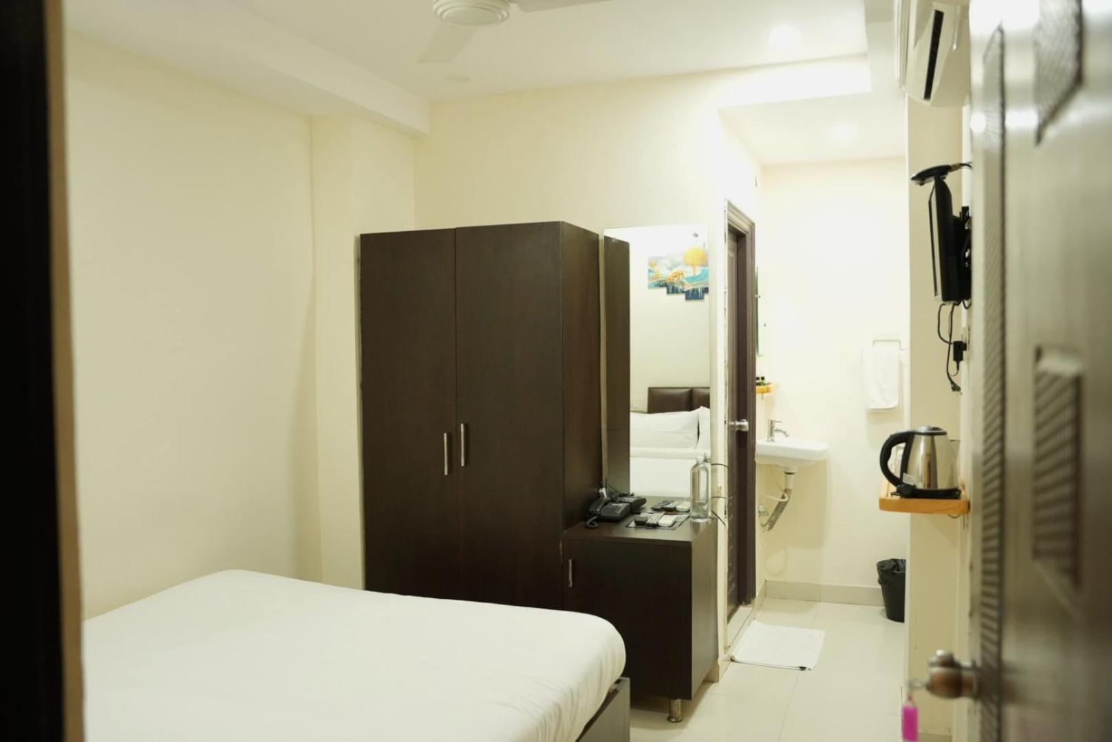 Da Lara Suites Kondapur  Exterior photo