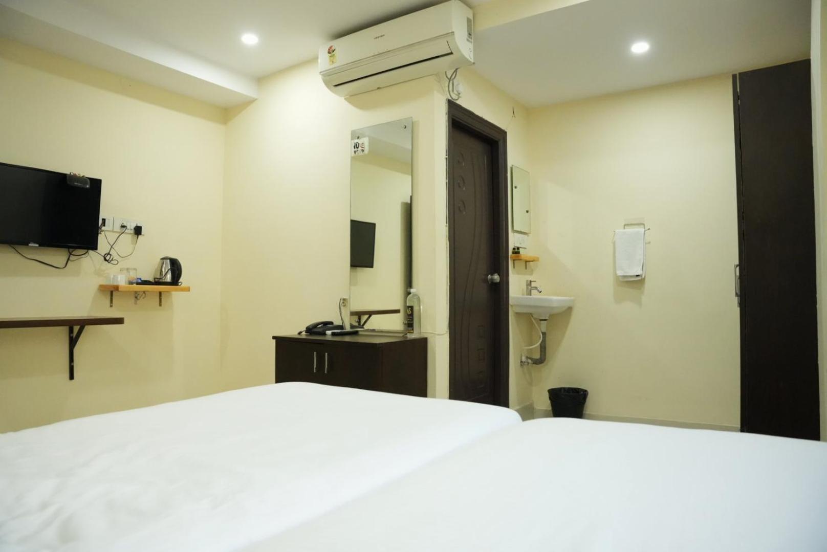 Da Lara Suites Kondapur  Exterior photo